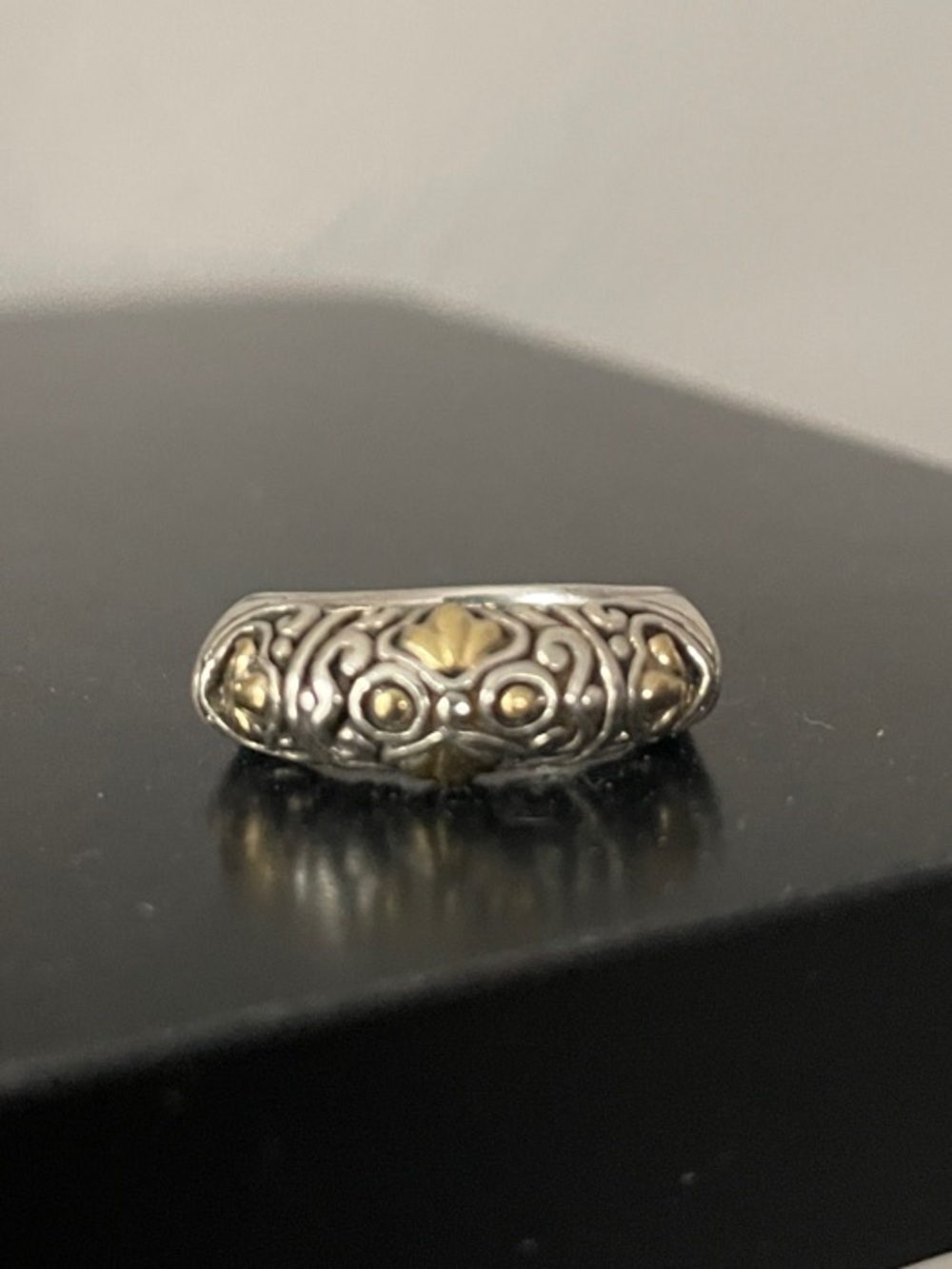 John Hardy 18K Yellow Gold/ Sterling Silver Vintage Jaisalmer Notched Ring